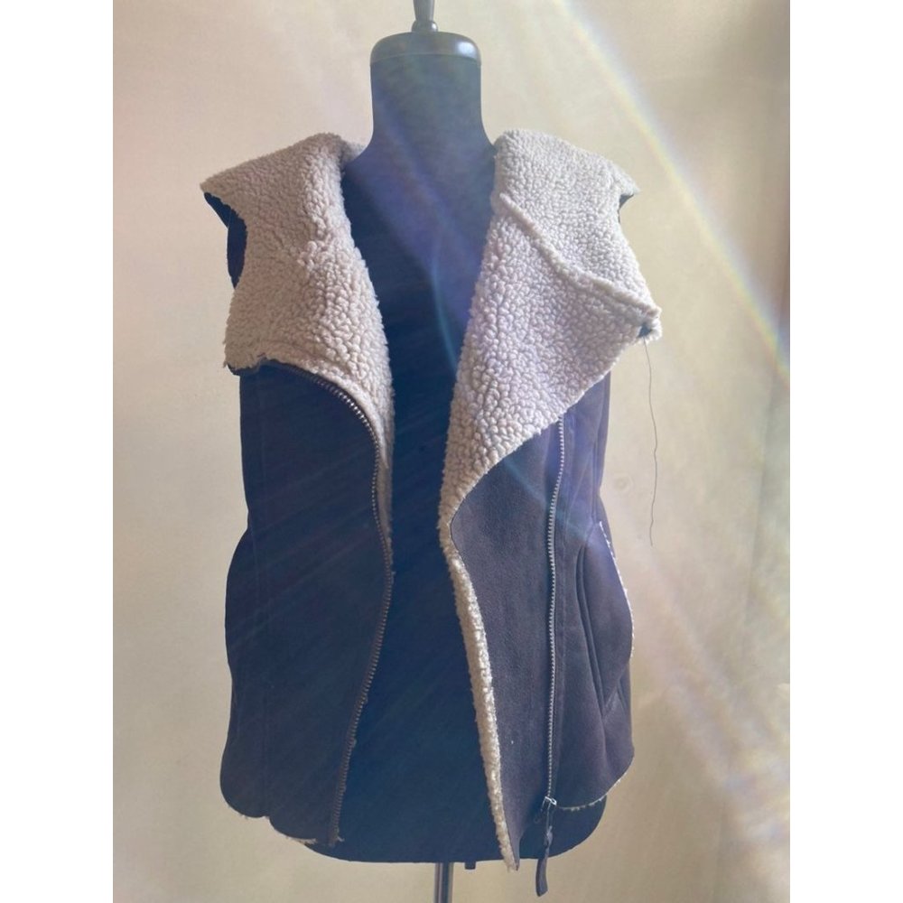 Buffalo Brown Sherling Vest Women's size Small